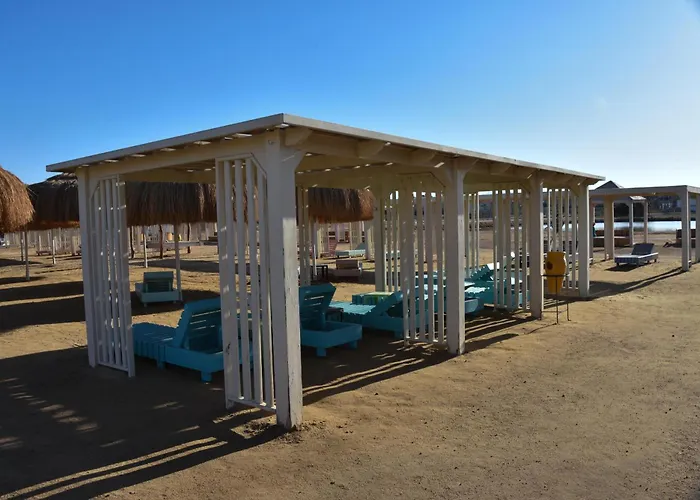 Princess Resort, Private Sandy & 3 Pools-free Airport Pickup Gurdaka