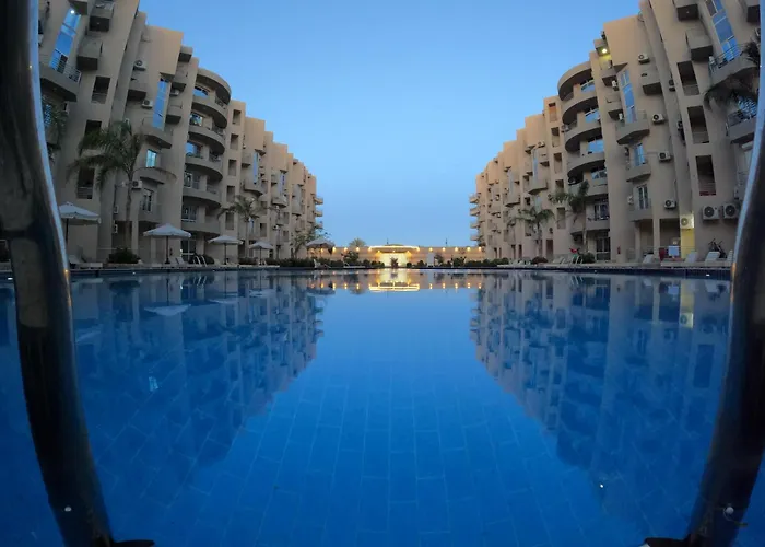 Princess Resort, Private Sandy & 3 Pools-free Airport Pickup Apartman *